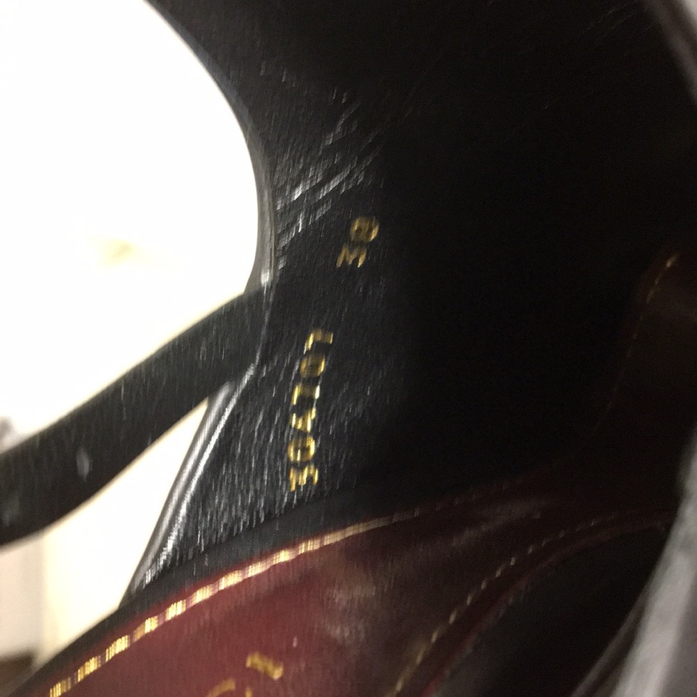 Shoes - Picture 5 of 5